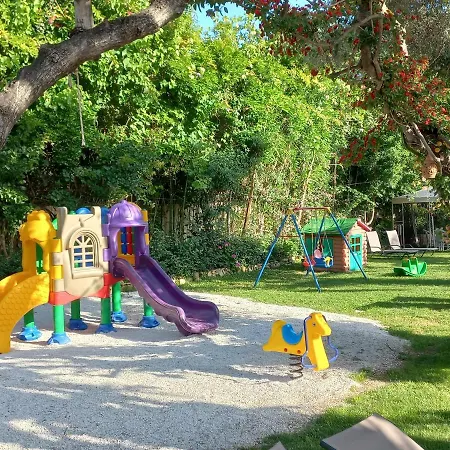 Apart-hotel Dionyssos Village Kato Daratso