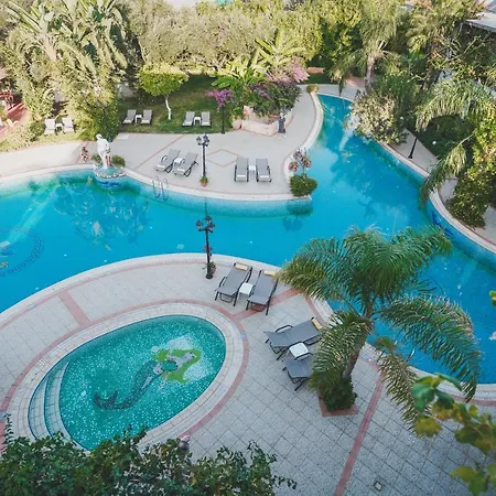 Dionyssos Village Apart-hotel *