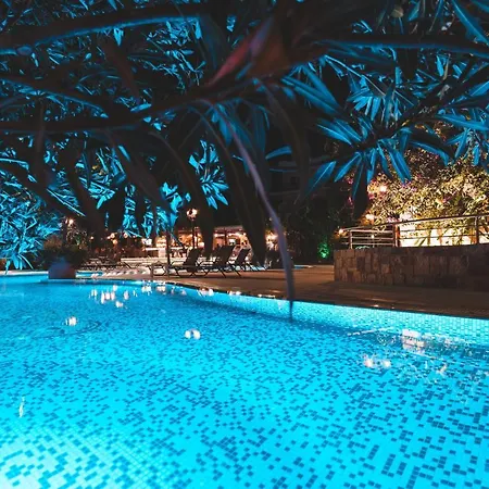 Apart-hotel Dionyssos Village *
