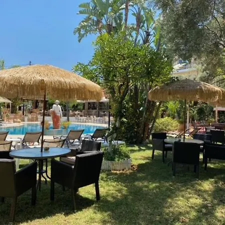 Apart-hotel Dionyssos Village