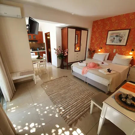 Dionyssos Village Apart-hotel *